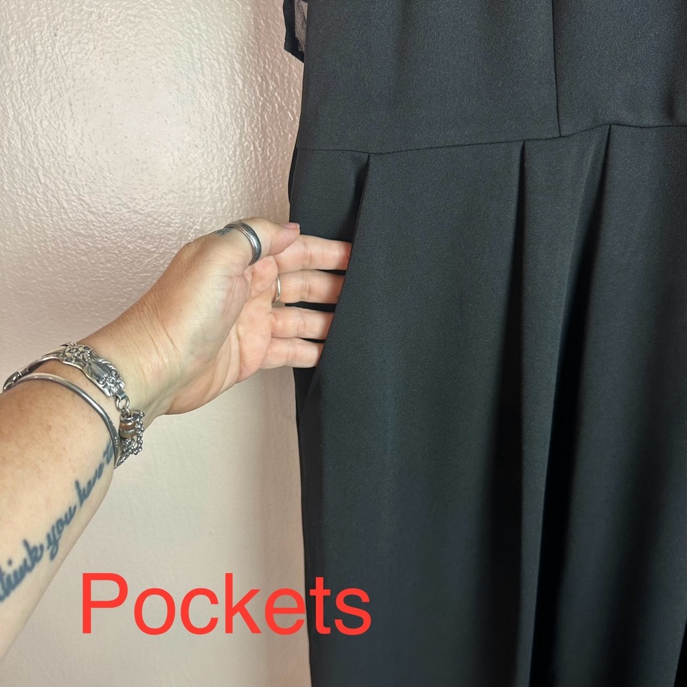 City chic Black Wide Leg-Flutter Sleeve Jumpsuit Sz 24 - Picture 6 of 11